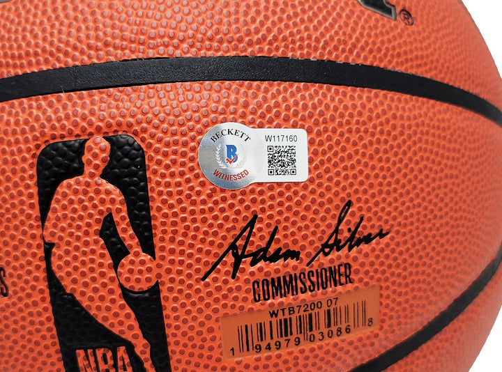 DeMar DeRozan Auto Indoor Outdoor Authentic Game Basketball Kings, Bulls Beckett