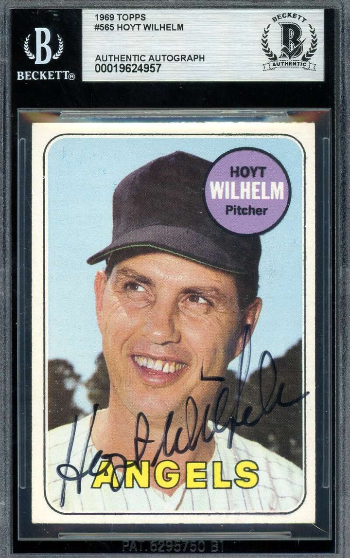 Hoyt Wilhelm Beckett BAS Signed 1969 Topps Autograph White Sox
