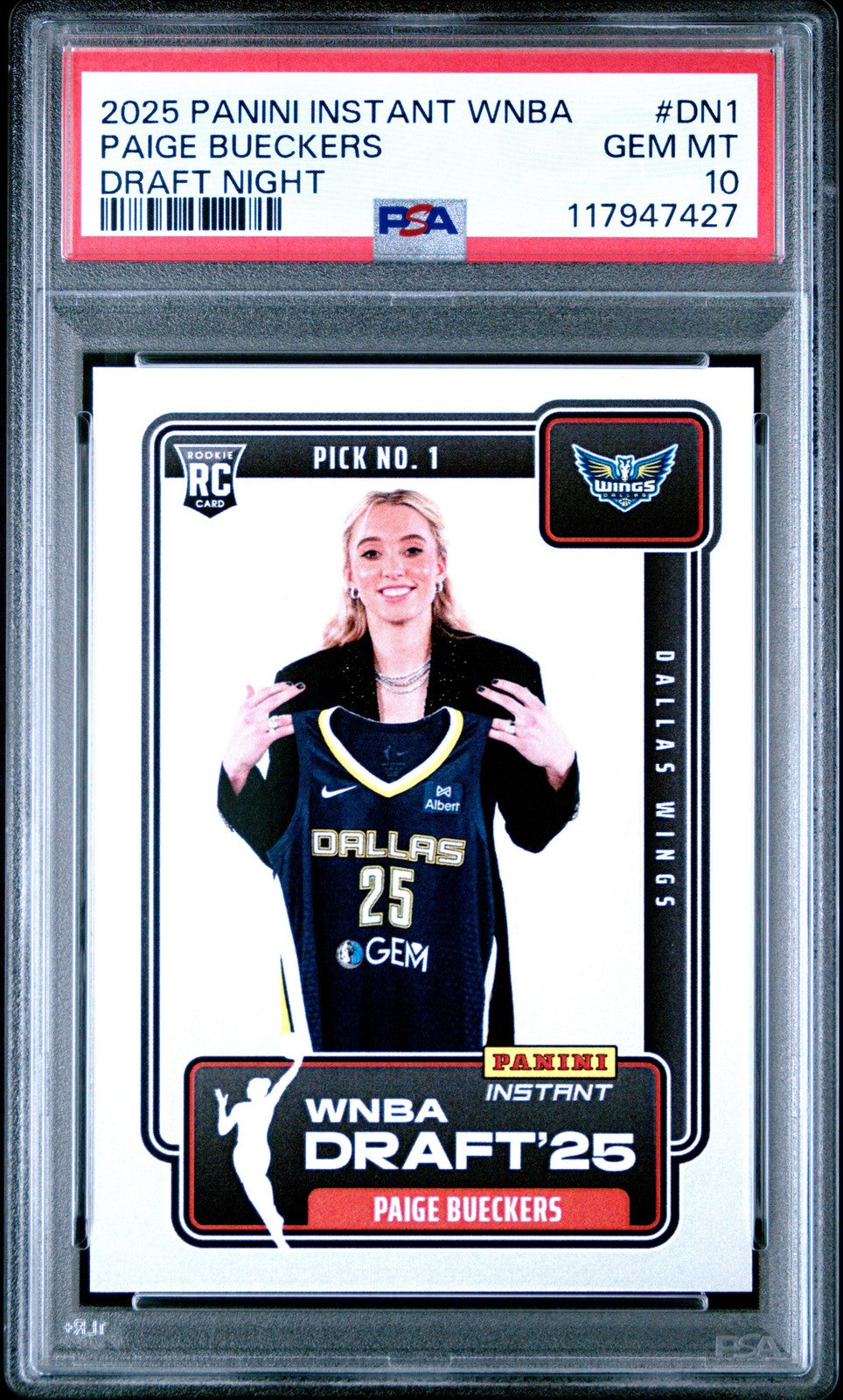 Graded 2025 Panini Instant Paige Bueckers #DN1 Draft RC Card PSA 10