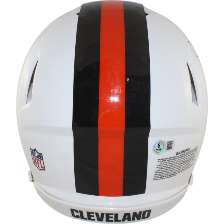 Nick Chubb Autographed Cleveland Browns 23 Alt Authentic Helmet Beckett 49794
