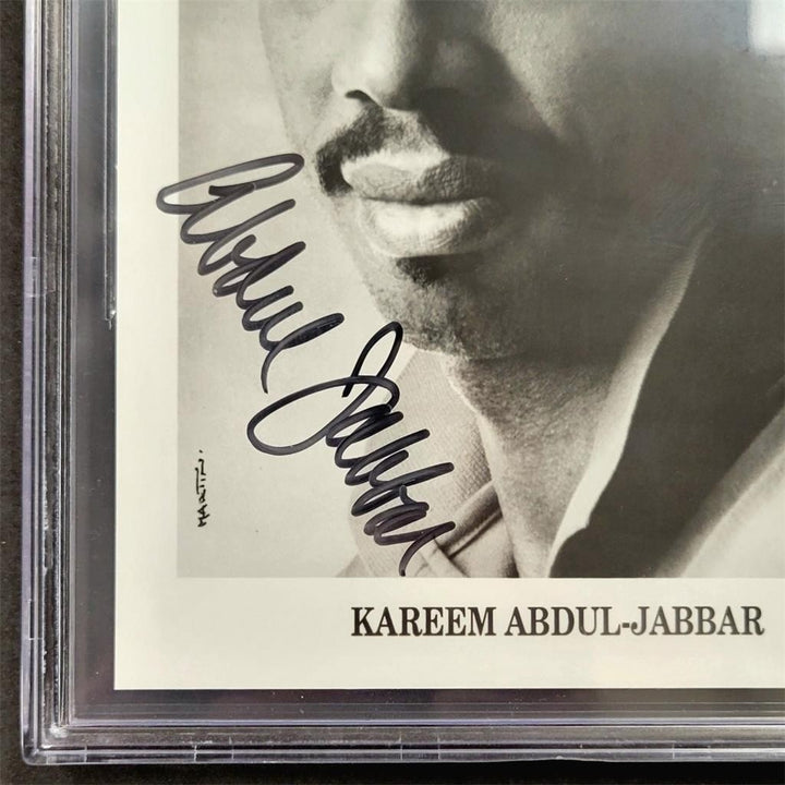 Kareem Abdul-Jabbar signed Lakers 5x7 Promo Photo Card autograph ~ Beckett BAS