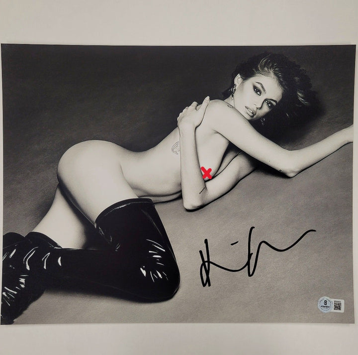Kaia Gerber signed 11x14 photo actress model autograph (A) ~ Beckett BAS