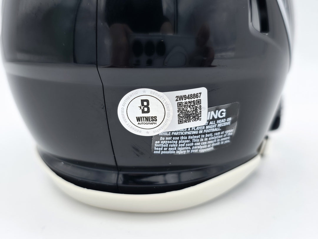 Michael Vick Auto Falcons 1990-02 Throwback Black Speed Mini Helmet Beckett Wit