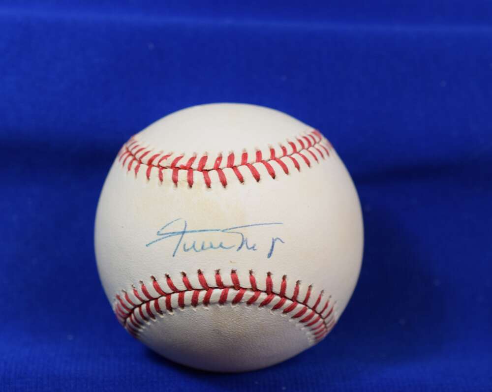 Willie Mays Beckett BGS Autograph National League Signed Baseball