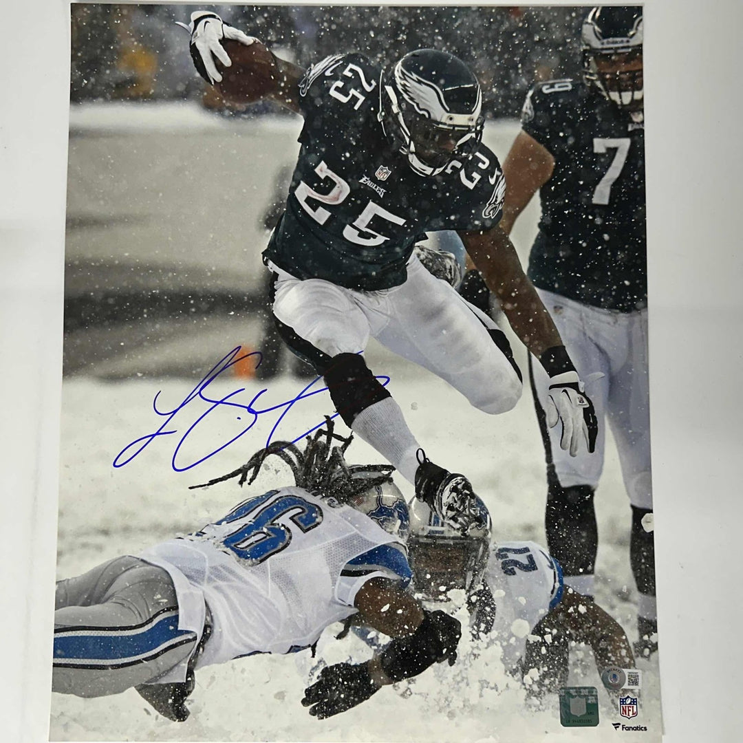 Autographed/Signed LeSean McCoy Eagles 16x20 Photo Beckett BAS COA