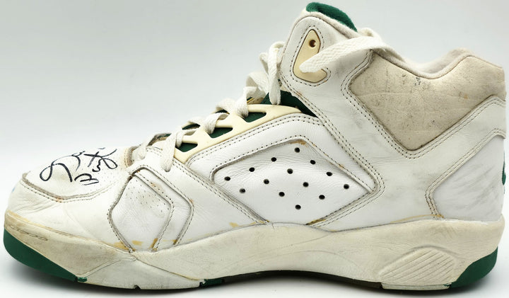 Gary Payton Auto Signed White Game Used Nike Shoes Supersonics Size 13 Beckett