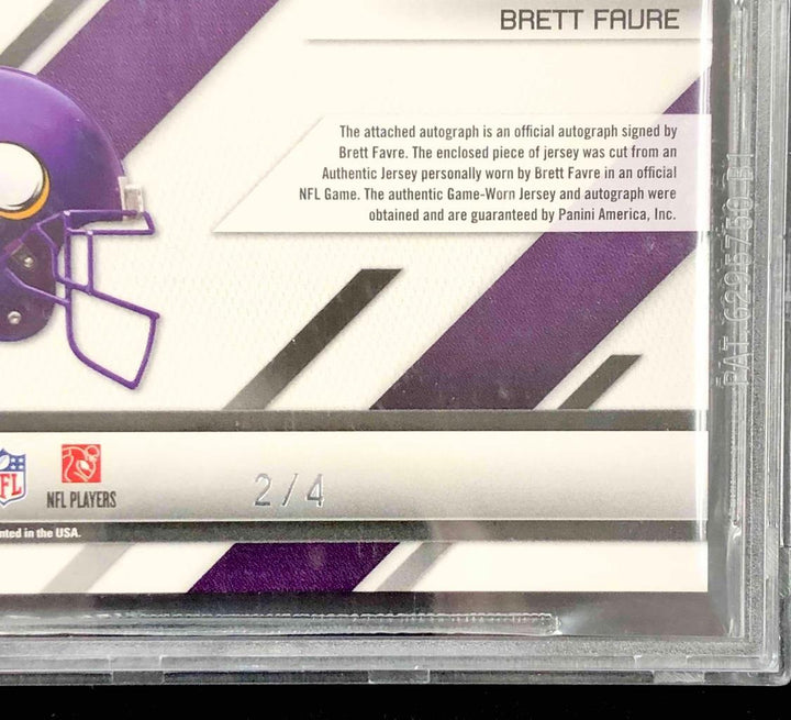 2010 Certified Brett Favre autograph patch Shirt Off My Back /4 BGS 9.5 ~10 Auto