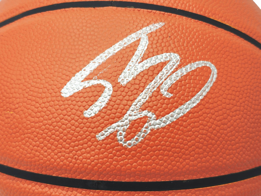 Shaquille O'Neal Auto Official Spalding Official Game Ball Basketball Lakers BAS