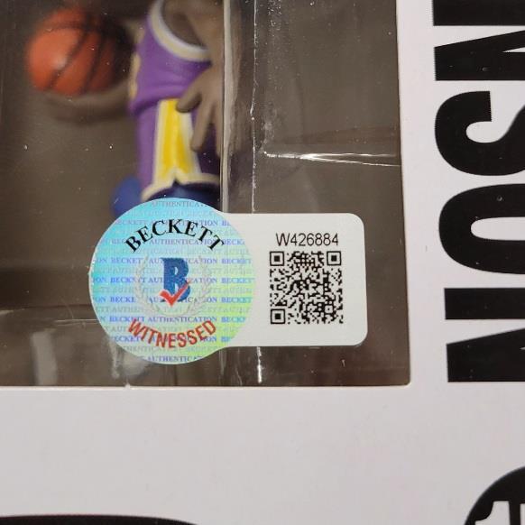 Magic Johnson signed Purple Lakers Funko Pop! Exclusive ~ Beckett BAS Witness