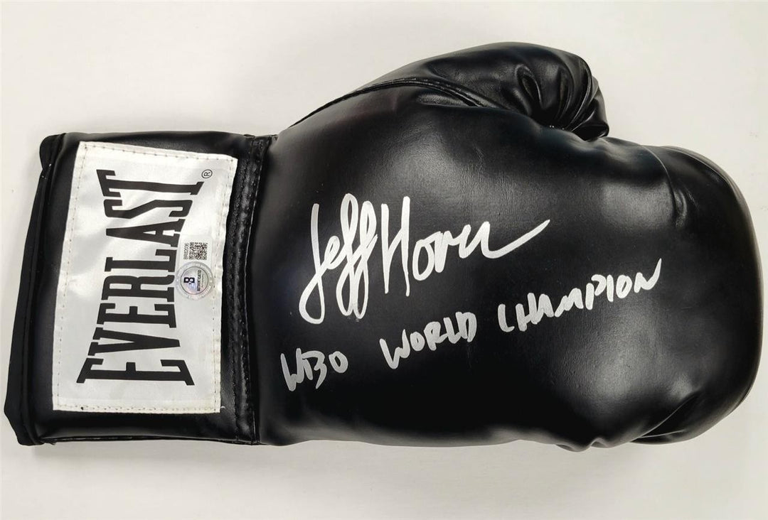 Jeffrey Jeff Horn signed "WBO World Champion" Boxing Glove autograph Beckett BAS