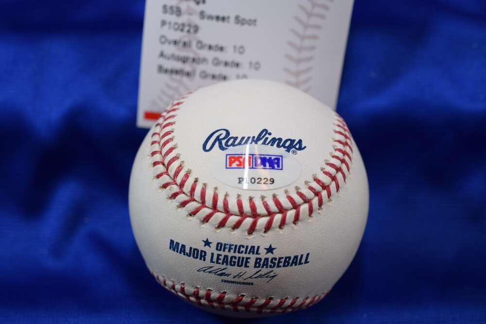 Gary Carter Gem Mint 10 PSA DNA Autograph Major League Signed Baseball