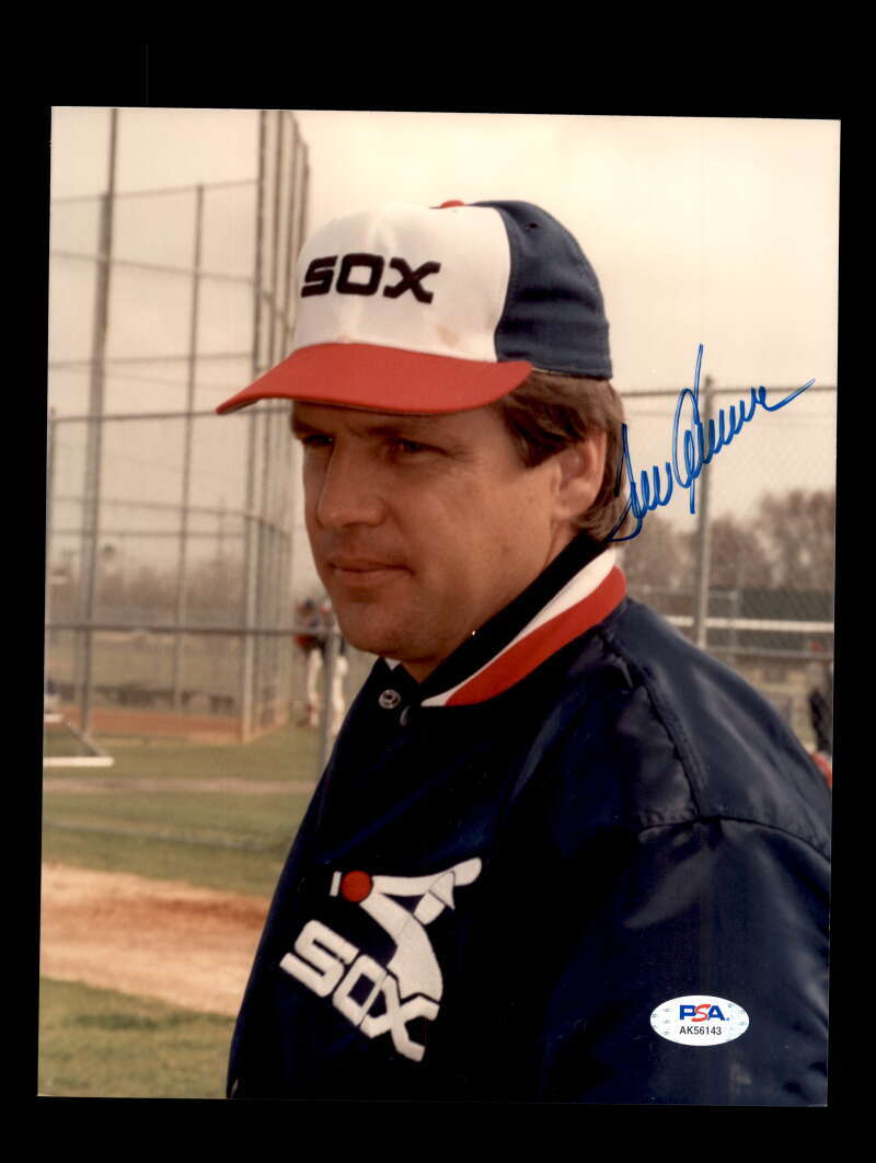 Tom Seaver PSA DNA Signed  8x10 Photo Autograph White Sox