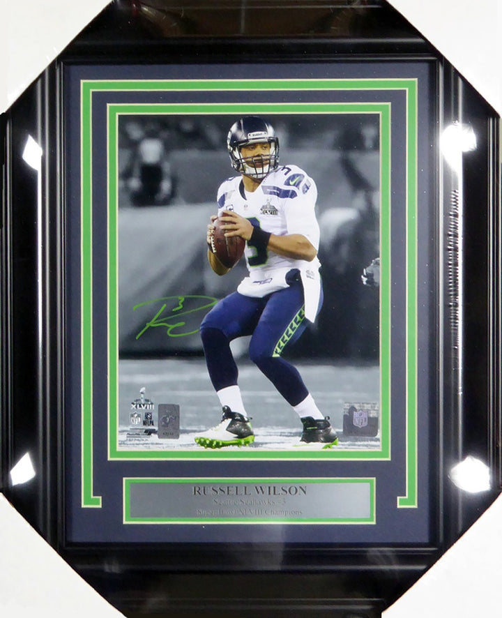 Russell Wilson Signed Framed 8x10 Photo Seattle Seahawks Super Bowl RW Holo