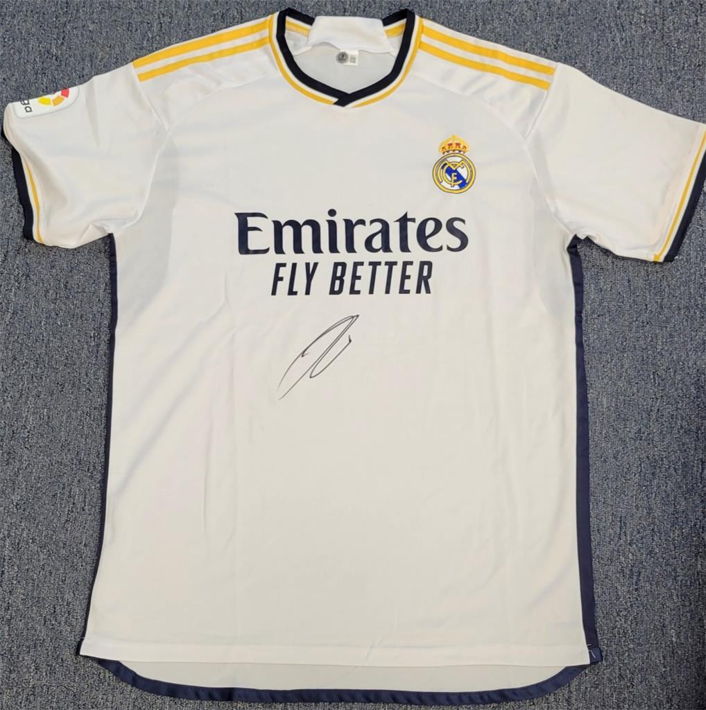 Jude Bellingham signed Real Madrid Jersey autograph England ~ Beckett BAS