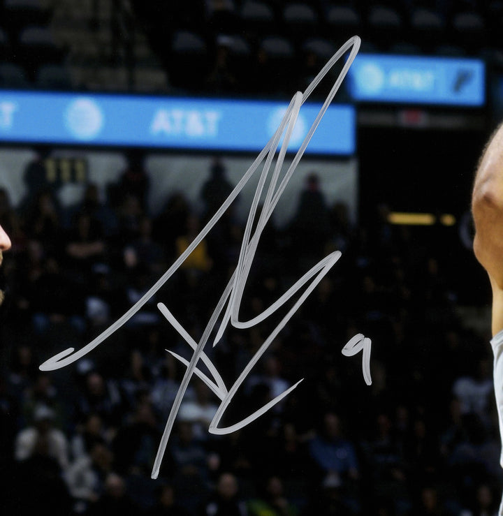 Tony Parker Signed 16x20 Photo San Antonio Spurs Beckett BAS Witness