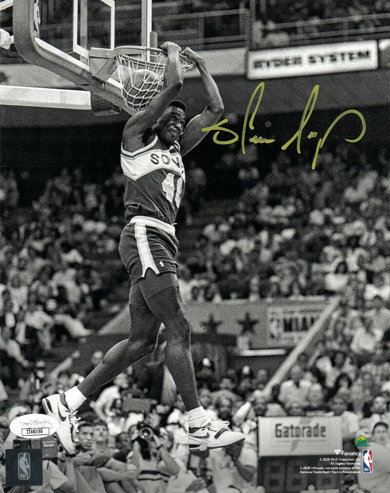 Shawn Kemp signed Seattle SuperSonics NBA B&W 8X10 Photo- JSA- 1990 Dunk Contest