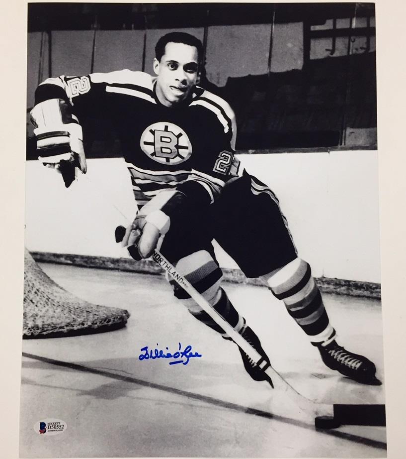 WILLIE O'REE Autograph BOSTON BRUINS Signed 11x14 Photo #1 w/ Beckett BAS COA