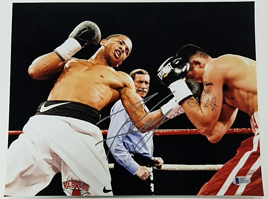 FELIX VERDEJO Signed 11x14 Photo Auto El Diamante Boxer (C)~ Beckett BAS COA