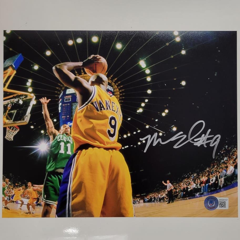 Nick Van Exel signed Lakers 8x10 photo #2 autograph ~ BAS Beckett Witness Holo