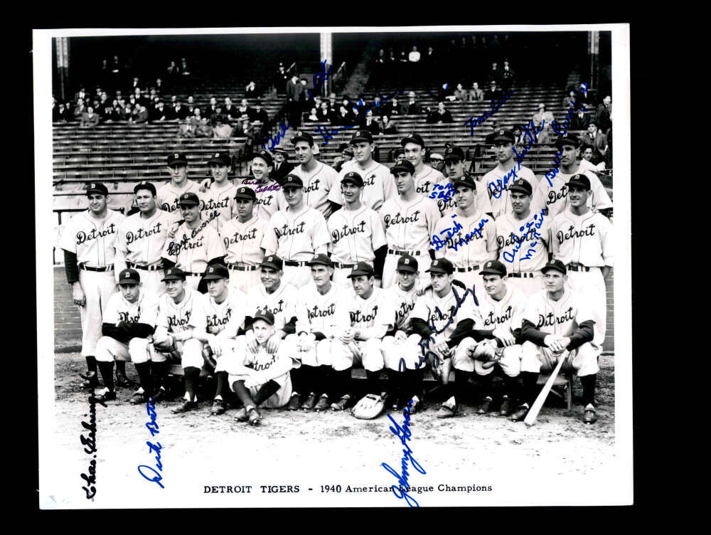 Greenberg Averill Tebbetts Gehringer JSA Signed by 14 1940s 8x10 Wire Photo