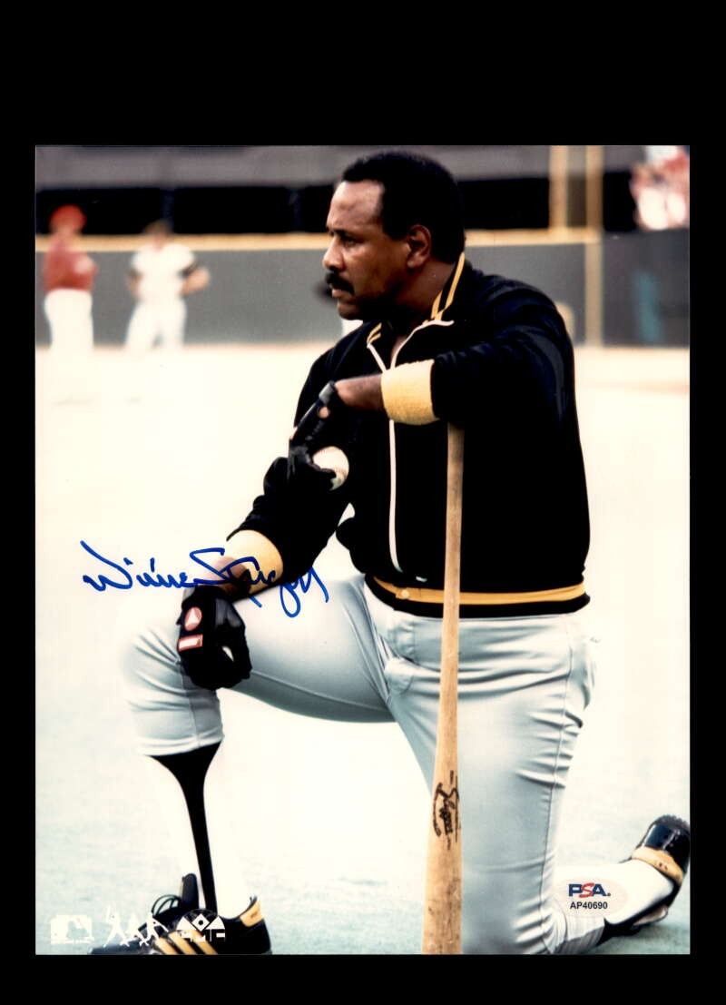 Willie Stargell PSA DNA Coa Signed 8x10 Photo Autographed Pirates