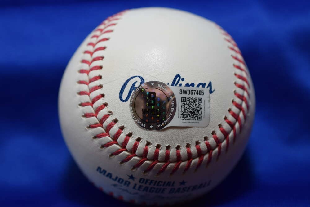 Sammy Sosa Beckett BAS Autograph Major League OML Signed Baseball 4