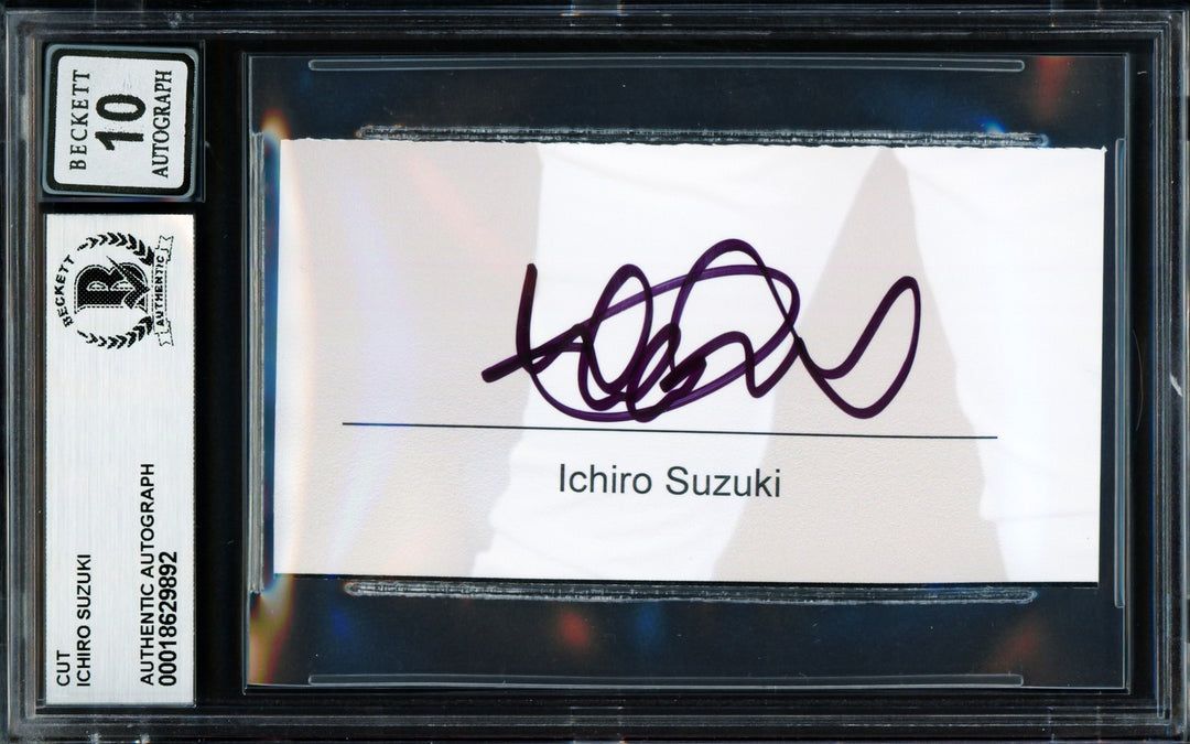Ichiro Suzuki Signed 2x3.5 Cut Sig Seattle Mariners Auto GM 10 Beckett #18629892