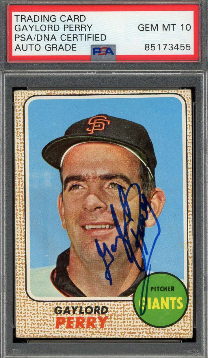 Gaylord Perry Gem Mint 10 PSA DNA Signed 1968 Topps  Autograph