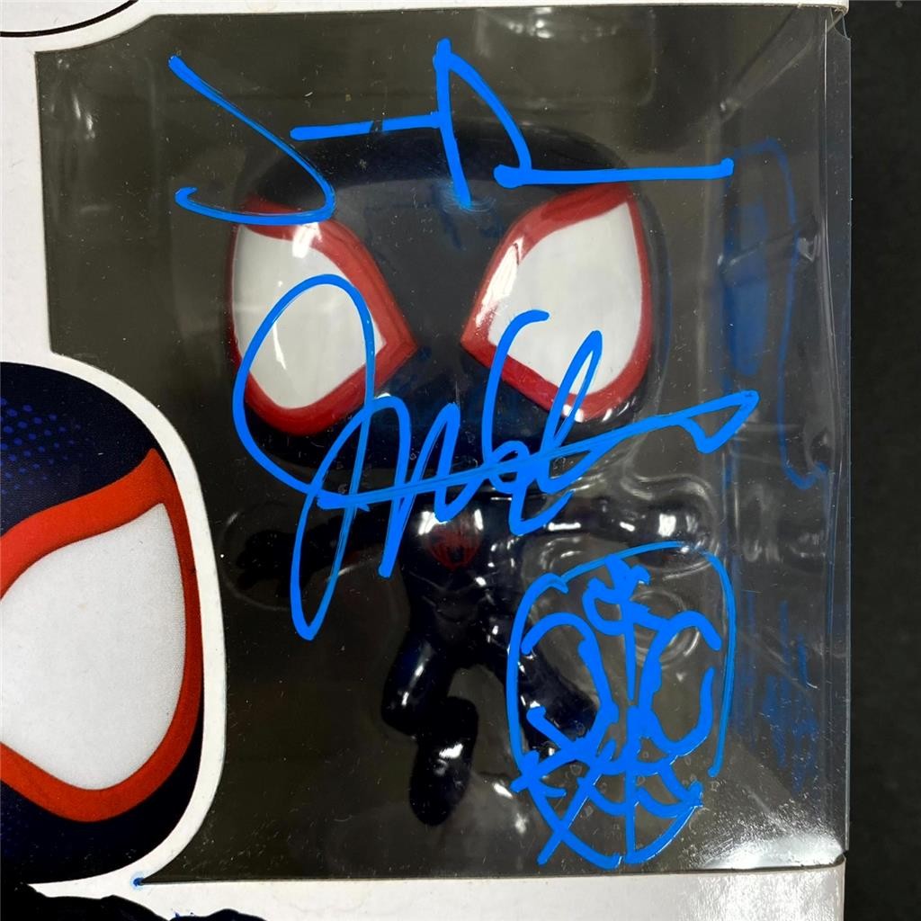 Artists Hawkins, J. Dos Santos, Thompson signed Spider-Verse Funko Pop auto JSA