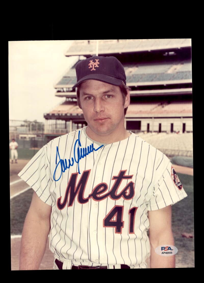 Tom Seaver PSA DNA Signed 8x10 Photo Autographed Mets