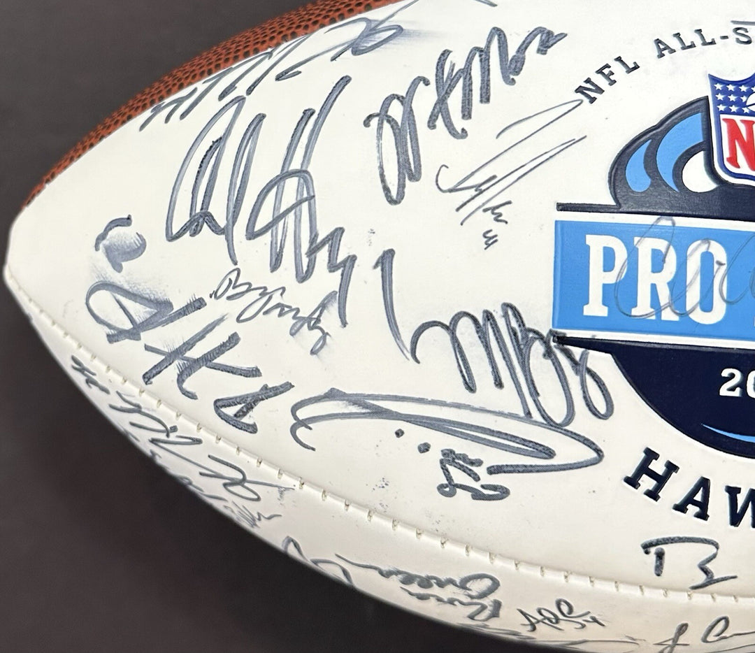 2008 Pro Bowl Team Signed NFL Football Adrian Peterson Tony Romo 40 + Auto Coa