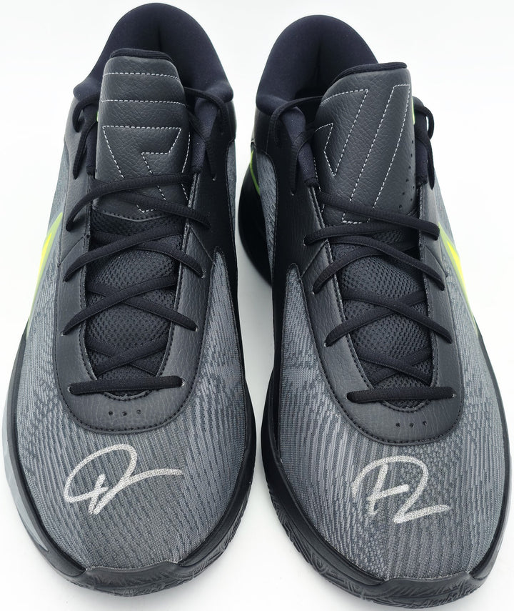 Giannis Signed 2024 PE Promo Nike Zoom Freak 6 Shoes Size 17 BAS Witness