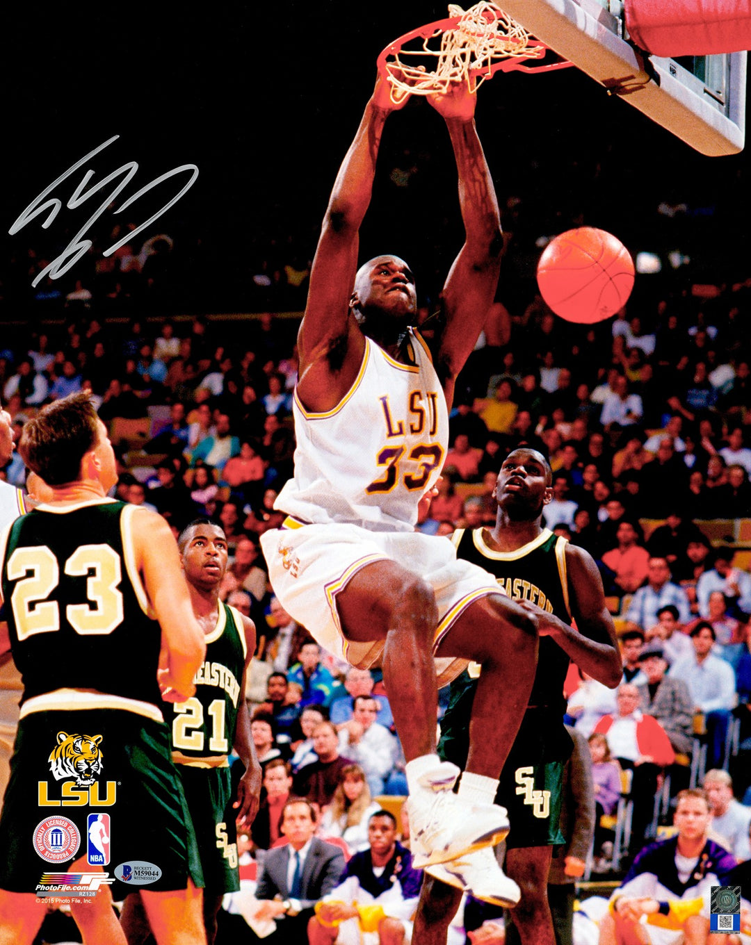 Shaquille O'Neal Signed 16x20 Photo LSU Tigers Beckett BAS Witness