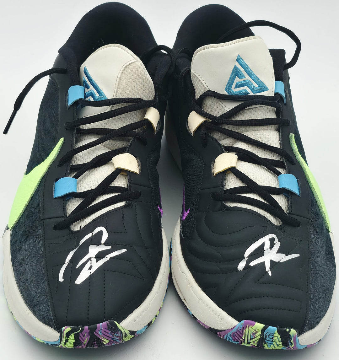 Giannis Antetokounmpo Auto Black Nike Zoom Freak 5 Shoes Bucks Size 16 Beckett