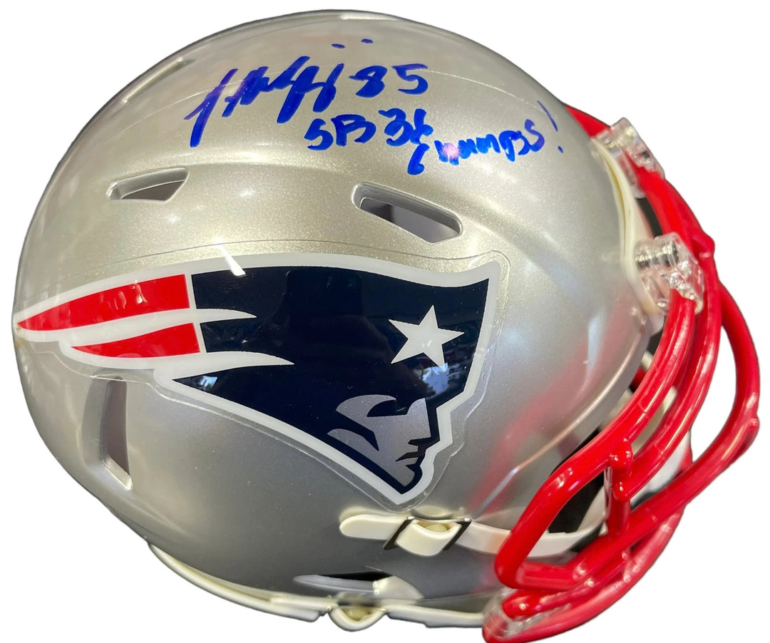 Jermaine Wiggins "SB 36 Champs" Autographed New England Patriots Mini Helmet (JS