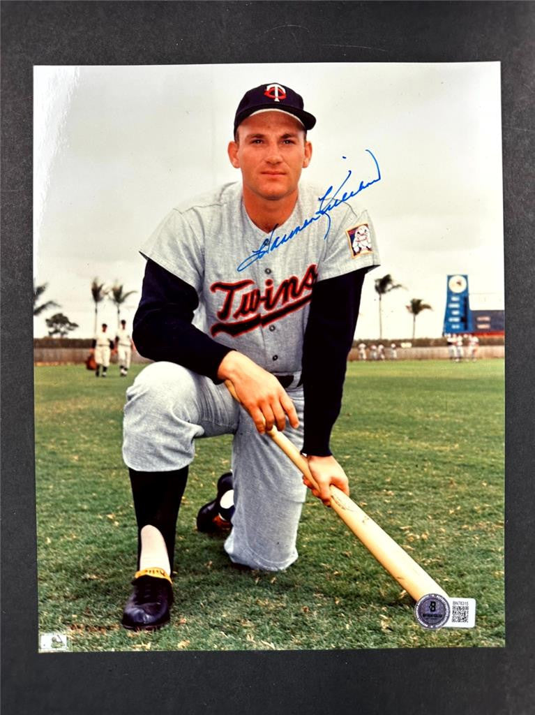 Harmon Killebrew signed Minnesota Twins 8x10 Photo autograph ~ Beckett BAS