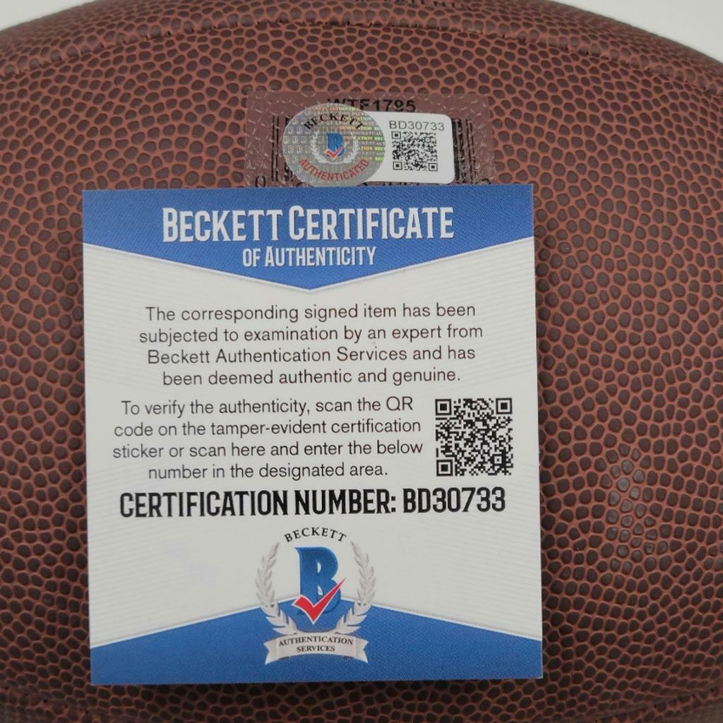 Luke Kuechly signed Football Carolina Panthers autograph (A) ~ Beckett BAS COA