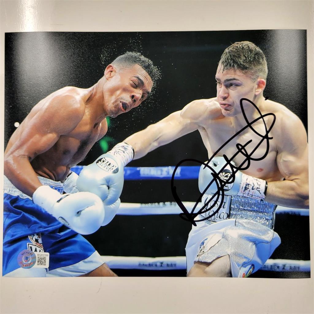 Oscar Duarte signed Boxing 8x10 photo #1 autograph ~ Beckett BAS Holo