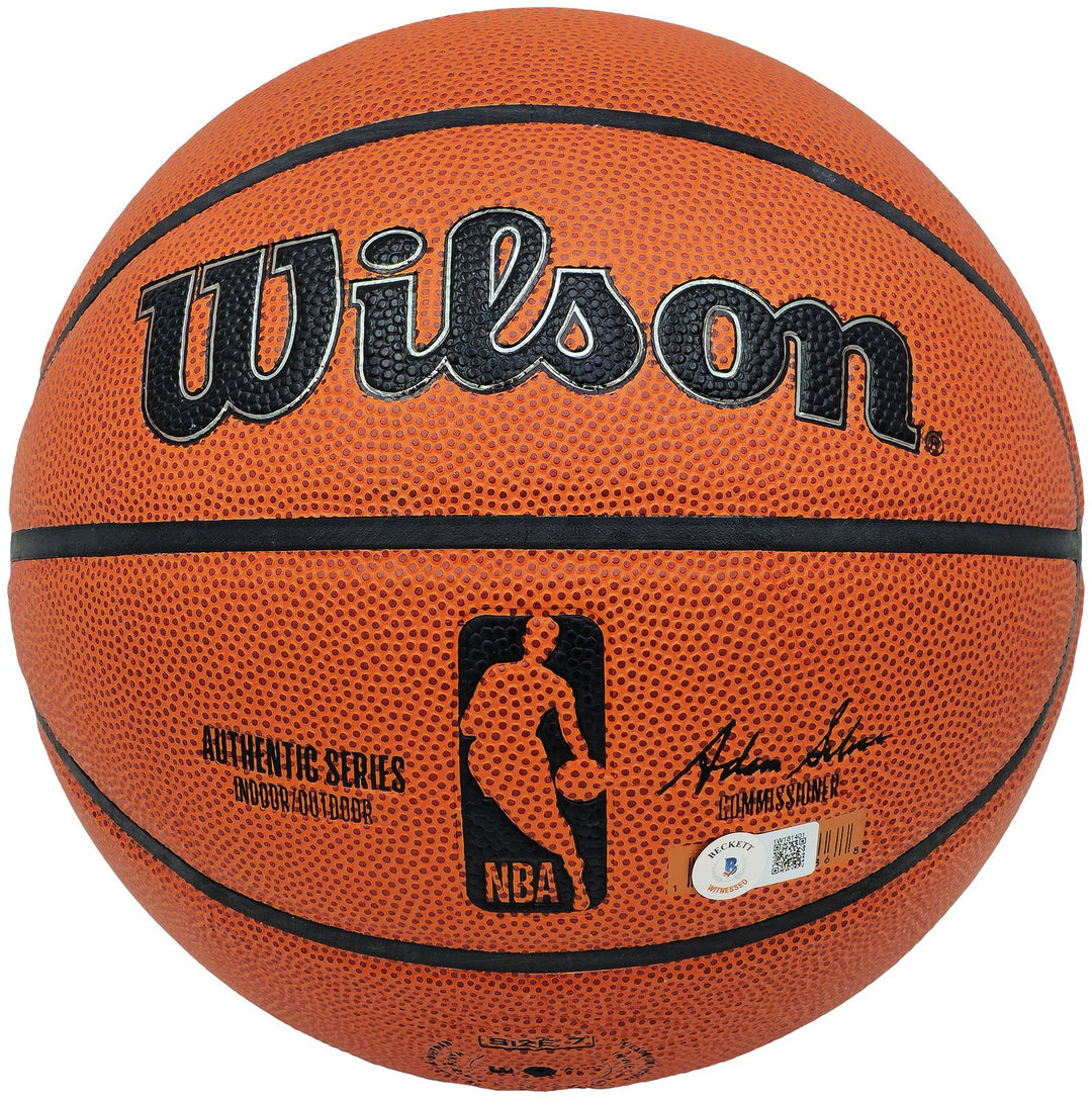 Tony Parker Auto Signed Authentic Indoor/Outdoor IO Basketball Spurs Beckett Wit