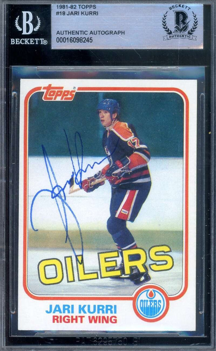 Jari Kurri Beckett BAS Signed 1981-82 Topps Rookie Autograph