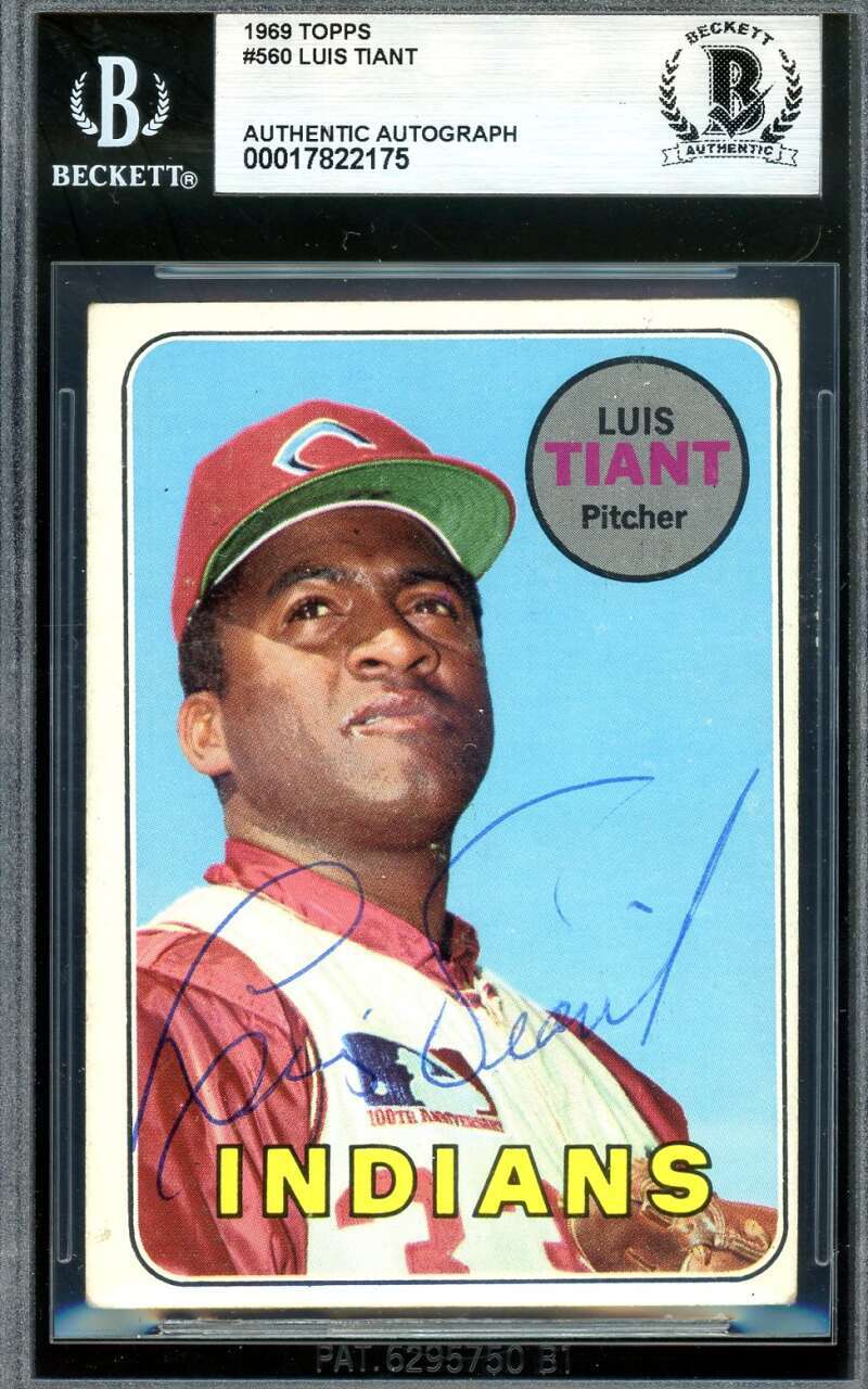 Luis Tiant Beckett BAS Vintage Signed 1969 Topps Autograph