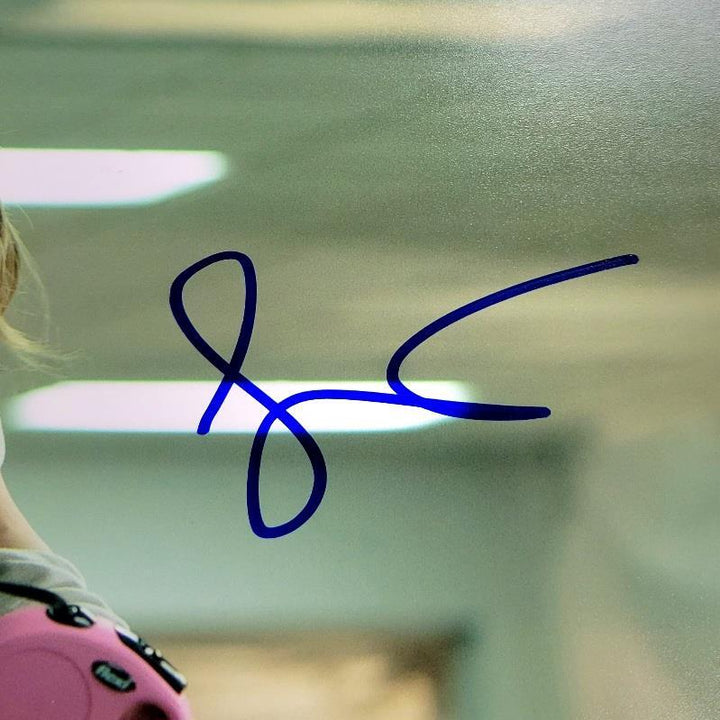 Jenny Slate signed Everything Everywhere 11x14 photo autograph (B) Beckett BAS