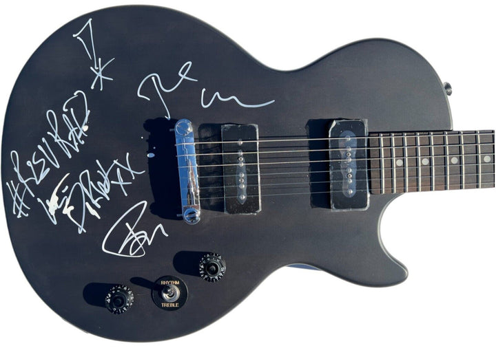 GREEN DAY SIGNED FULL SIZE ELECTRIC GUITAR BILLIE JOE ARMSTRONG DIRNT COOL JSA !