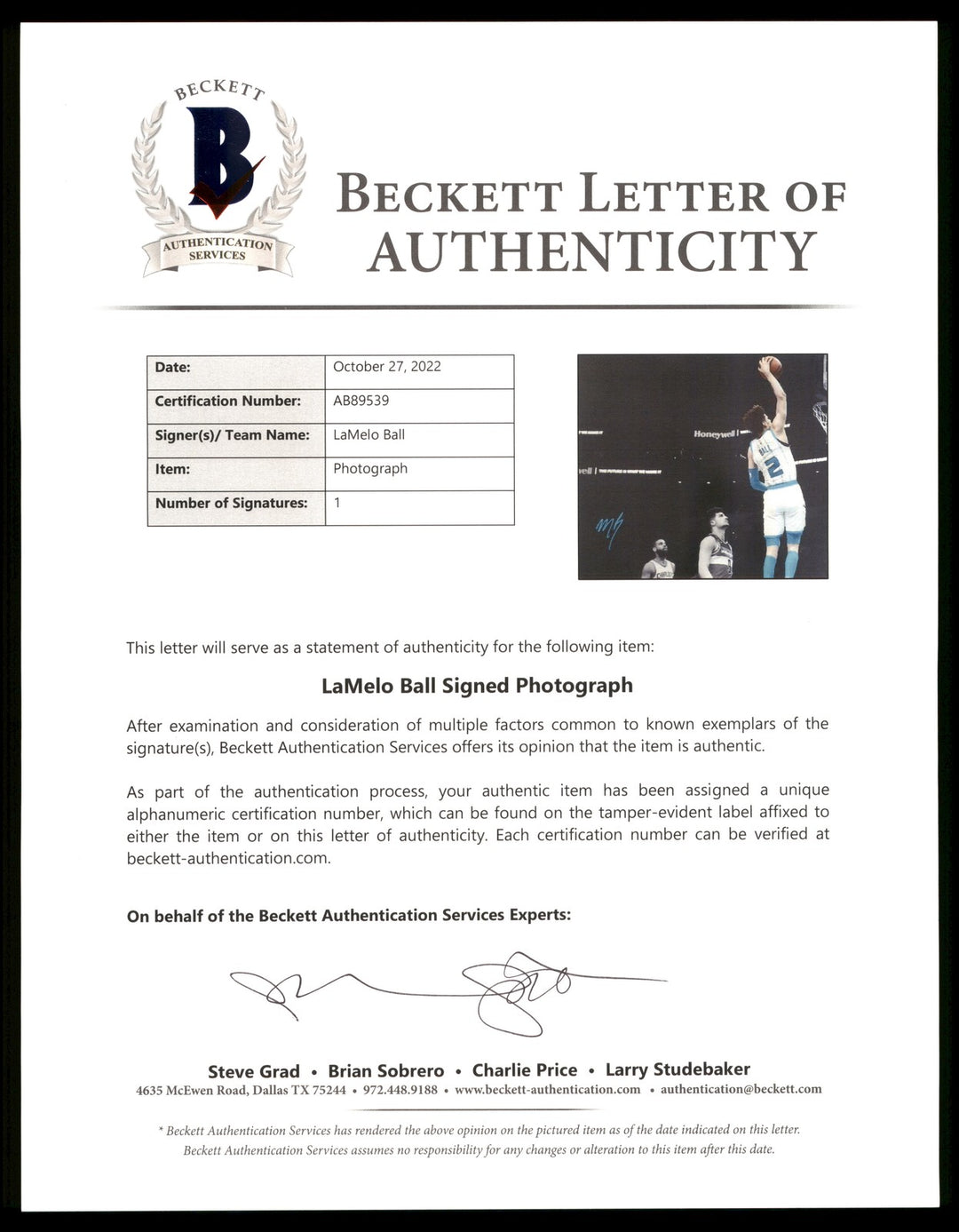 LaMelo Ball Autographed Signed 16x20 Photo Charlotte Hornets Beckett
