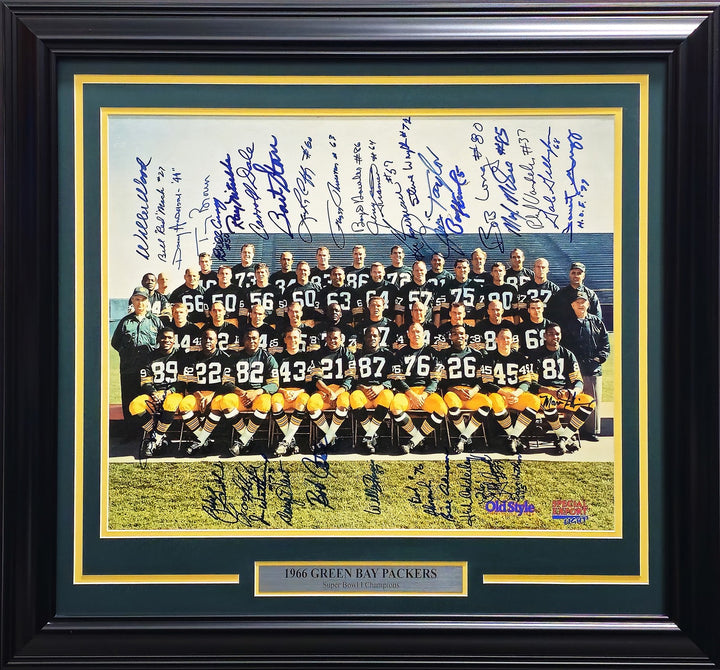 1966 Green Bay Packers Auto Auto Framed 16x20 Photo 34 Sigs Bart Starr Beckett