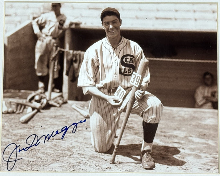 Joe DiMaggio Signed 8x10 Framed Photo SF Seals Auto Green Diamond COA NY Yankees
