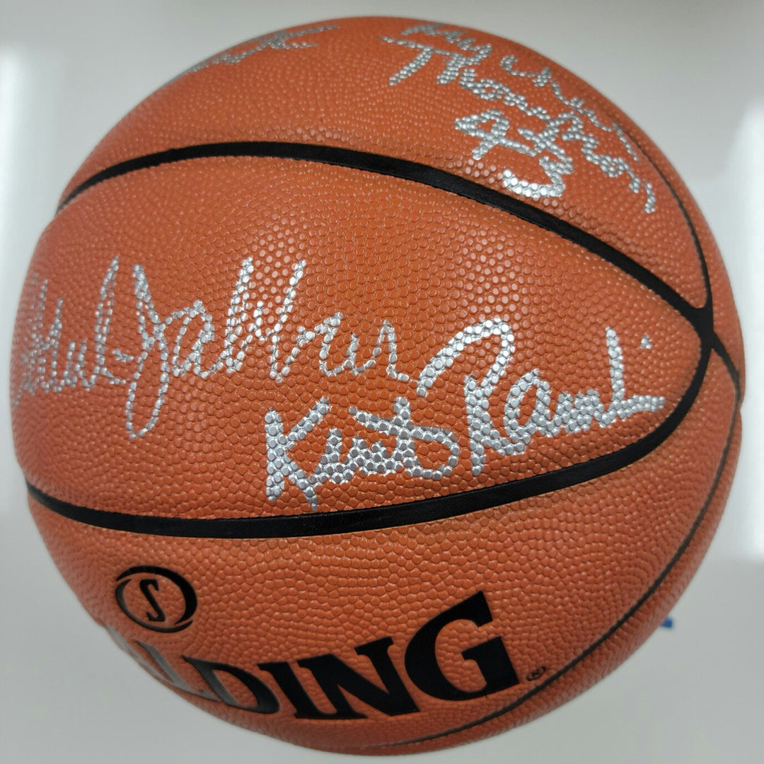Showtime Lakers team signed NBA Basketball Beckett BAS COA Jabbar Magic Worthy +
