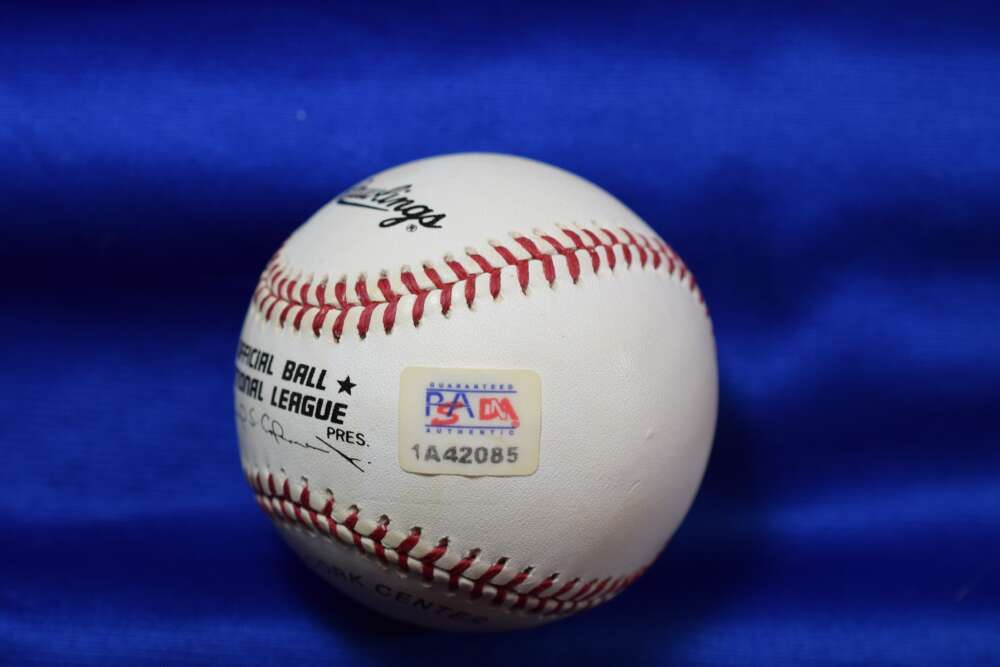 Willie McCovey PSA DNA Autograph National League Signed Baseball 69 MVP
