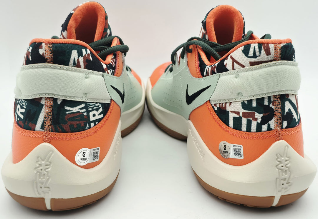 Giannis Auto 2021 (PE) Promo Nike Zoom Freak 2 Game Shoes Bucks Size 17 Beckett