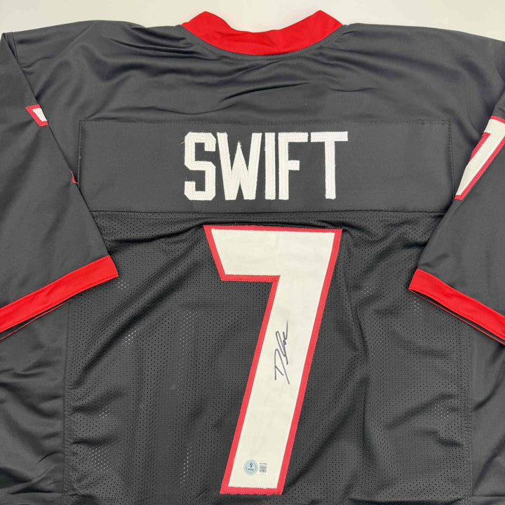 Autographed/Signed D'ANDRE SWIFT Georgia Black College Football Jersey JSA COA
